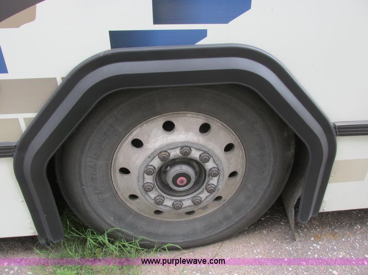 image for item K8598 2002 Gillig C20B096N4 city transit bus