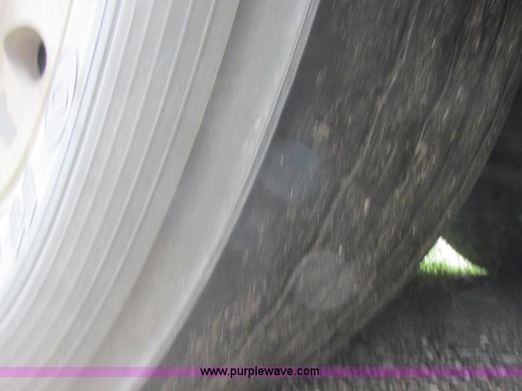 image for item K8598 2002 Gillig C20B096N4 city transit bus