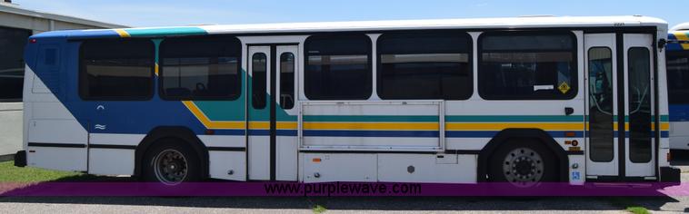 image for item K8599 2002 Gillig C20B096N4 city transit bus