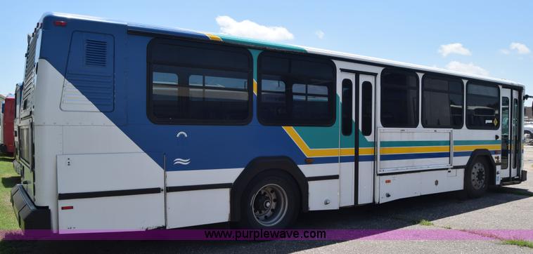 image for item K8599 2002 Gillig C20B096N4 city transit bus