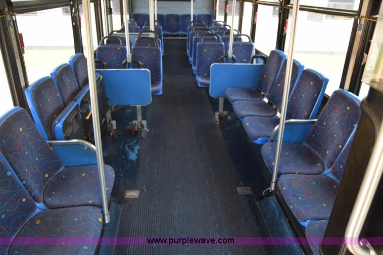 image for item K8599 2002 Gillig C20B096N4 city transit bus