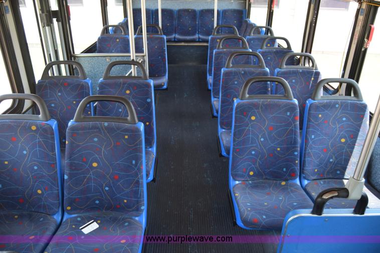 image for item K8599 2002 Gillig C20B096N4 city transit bus