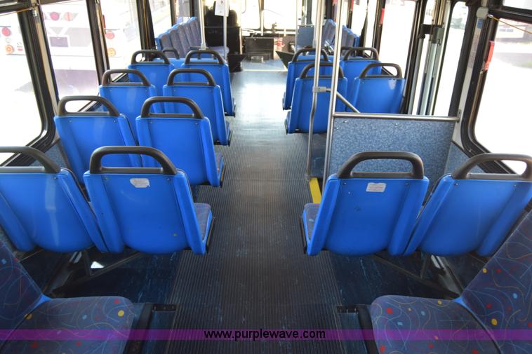 image for item K8599 2002 Gillig C20B096N4 city transit bus