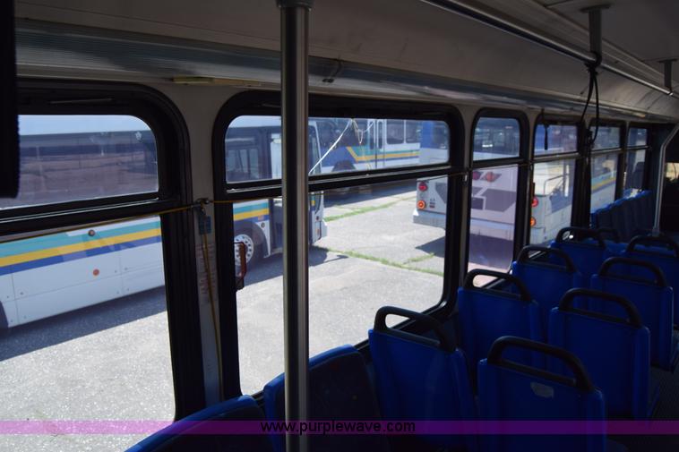 image for item K8599 2002 Gillig C20B096N4 city transit bus