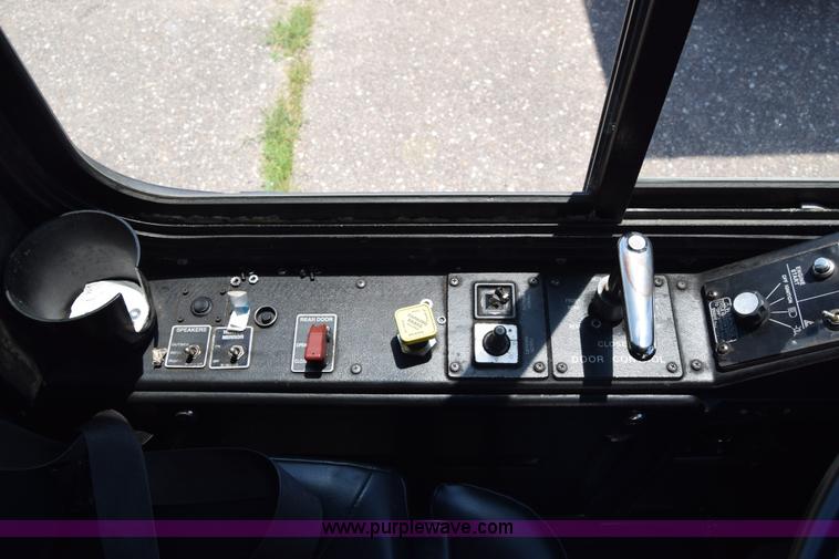 image for item K8599 2002 Gillig C20B096N4 city transit bus