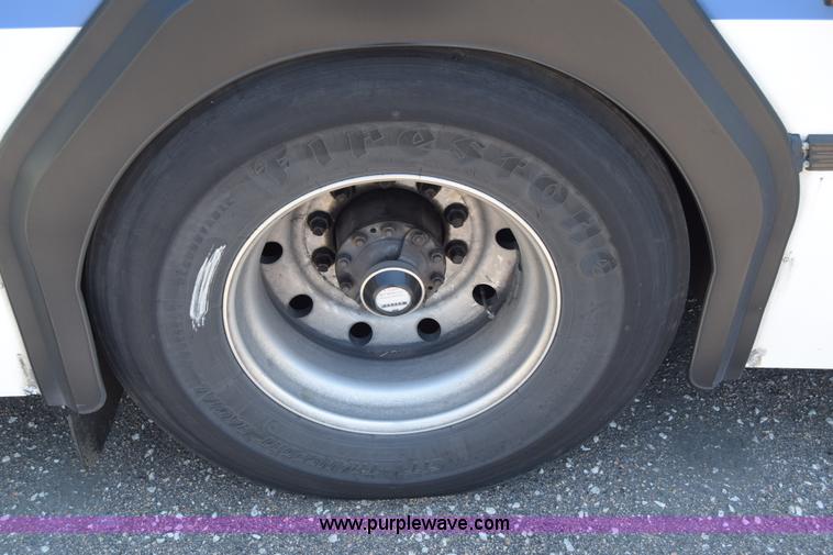 image for item K8599 2002 Gillig C20B096N4 city transit bus