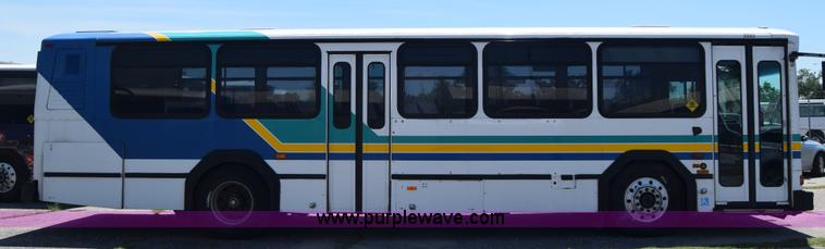 image for item K8602 2002 Gillig C20B096N4 city transit bus