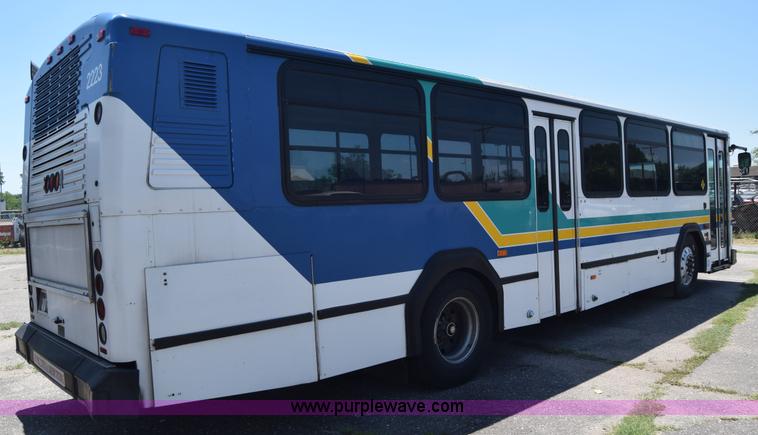 image for item K8602 2002 Gillig C20B096N4 city transit bus