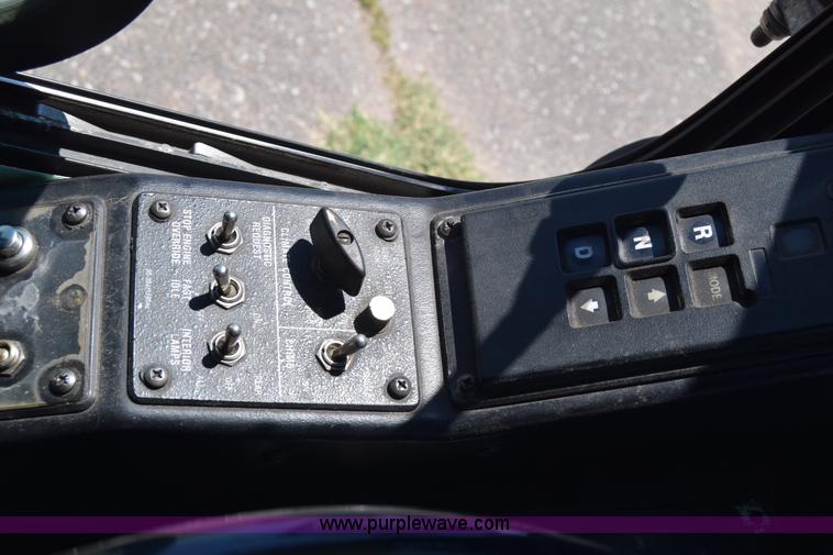 image for item K8602 2002 Gillig C20B096N4 city transit bus