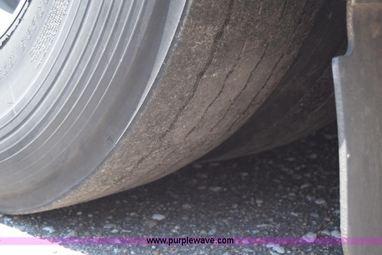 image for item K8602 2002 Gillig C20B096N4 city transit bus