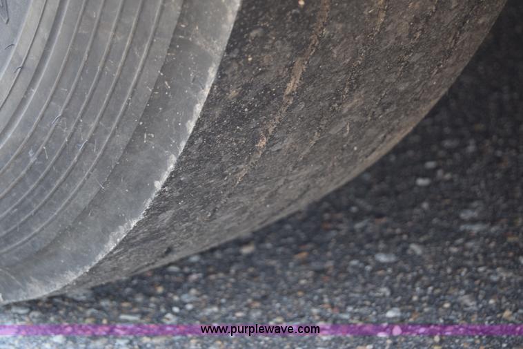 image for item K8602 2002 Gillig C20B096N4 city transit bus