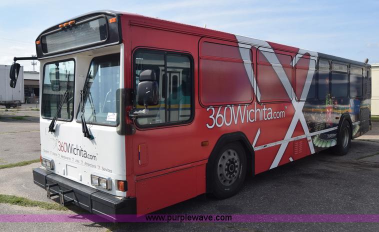 image for item K8603 2002 Gillig C20B096N4 city transit bus