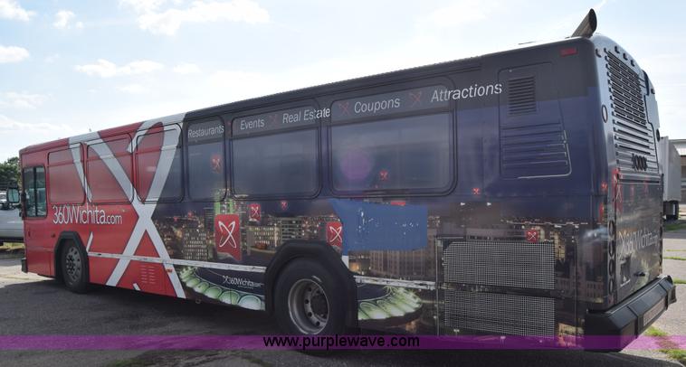 image for item K8603 2002 Gillig C20B096N4 city transit bus