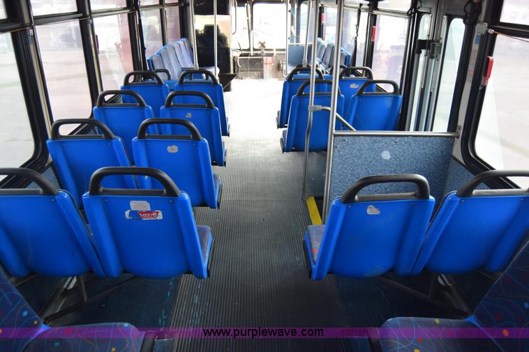 image for item K8603 2002 Gillig C20B096N4 city transit bus