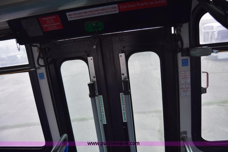 image for item K8603 2002 Gillig C20B096N4 city transit bus