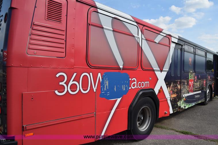 image for item K8603 2002 Gillig C20B096N4 city transit bus