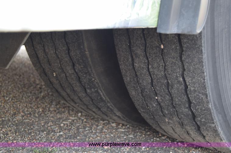 image for item K8603 2002 Gillig C20B096N4 city transit bus