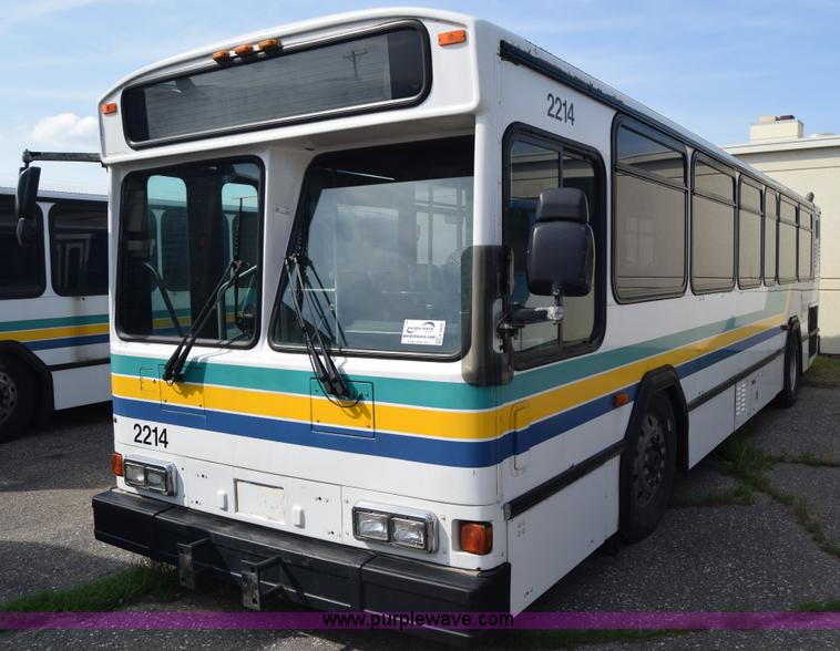image for item K8604 2002 Gillig C20B096N4 city transit bus