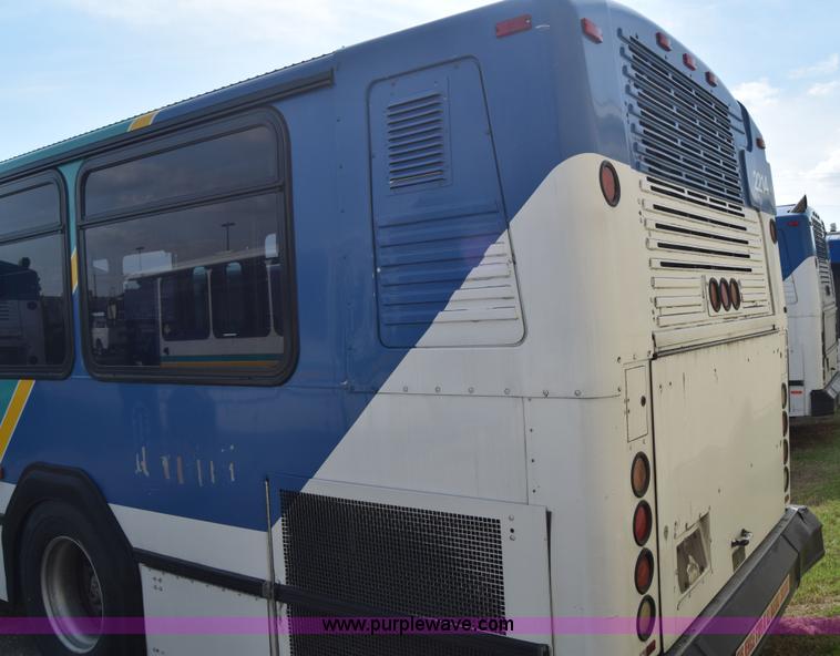 image for item K8604 2002 Gillig C20B096N4 city transit bus