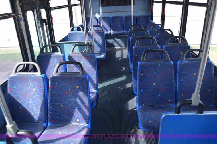 image for item K8604 2002 Gillig C20B096N4 city transit bus