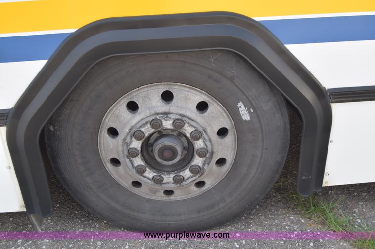 image for item K8604 2002 Gillig C20B096N4 city transit bus