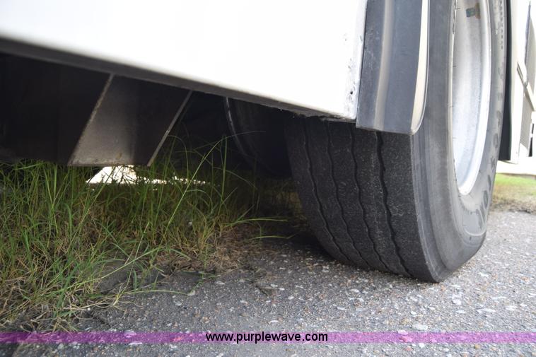 image for item K8604 2002 Gillig C20B096N4 city transit bus