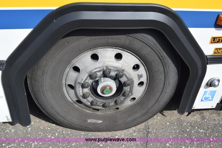 image for item K8604 2002 Gillig C20B096N4 city transit bus