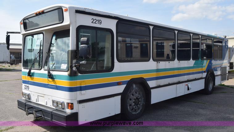 image for item K8605 2002 Gillig C20B096N4 city transit bus
