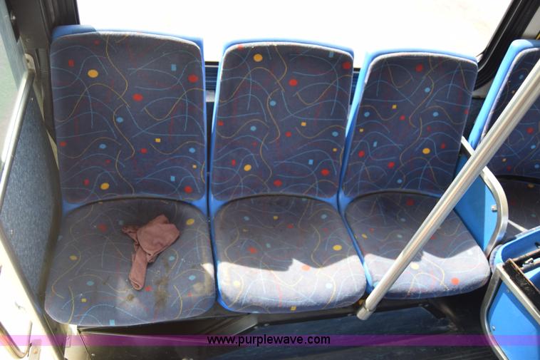 image for item K8605 2002 Gillig C20B096N4 city transit bus