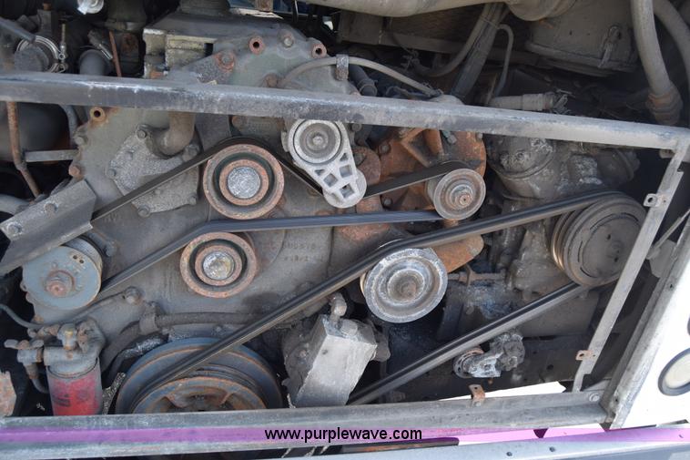 image for item K8605 2002 Gillig C20B096N4 city transit bus