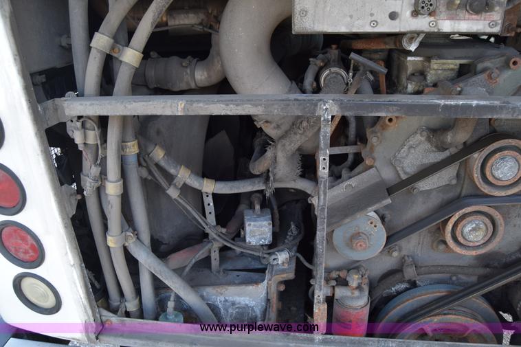 image for item K8605 2002 Gillig C20B096N4 city transit bus