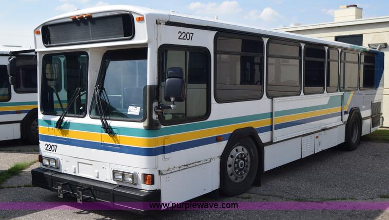 image for item K8606 2002 Gillig C20B096N4 city transit bus