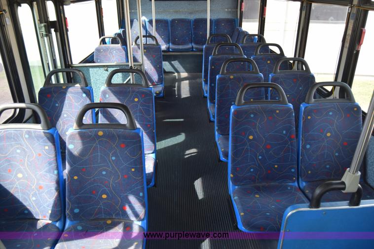 image for item K8606 2002 Gillig C20B096N4 city transit bus