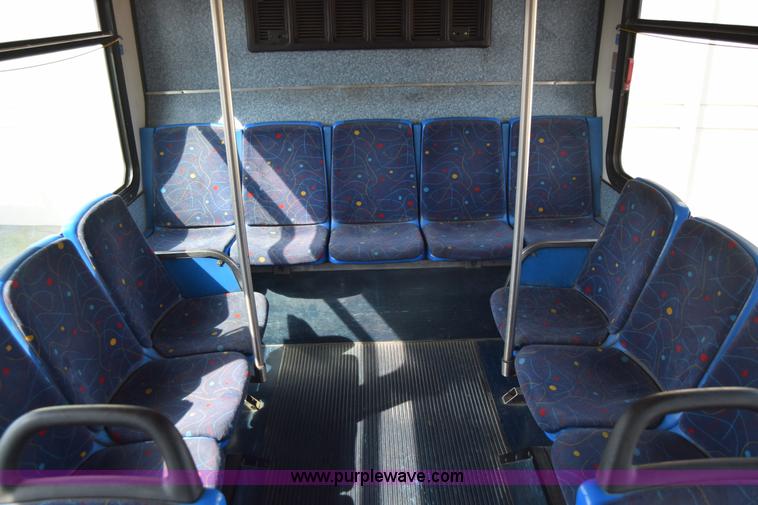 image for item K8606 2002 Gillig C20B096N4 city transit bus