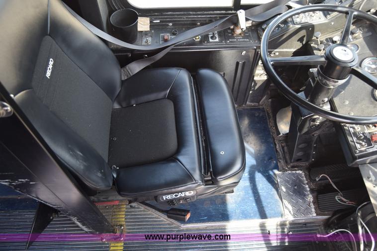 image for item K8606 2002 Gillig C20B096N4 city transit bus