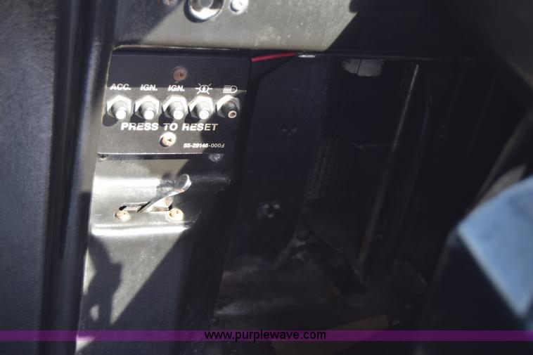 image for item K8606 2002 Gillig C20B096N4 city transit bus