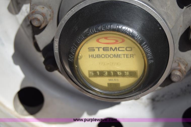 image for item K8606 2002 Gillig C20B096N4 city transit bus