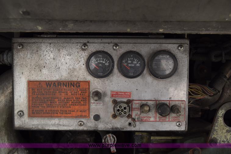 image for item K8606 2002 Gillig C20B096N4 city transit bus