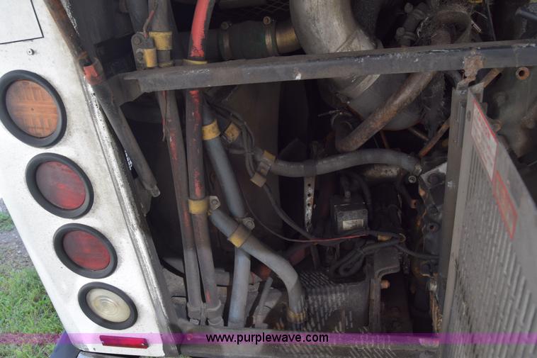 image for item K8606 2002 Gillig C20B096N4 city transit bus