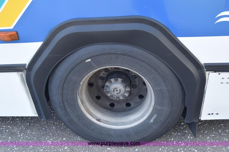 image for item K8606 2002 Gillig C20B096N4 city transit bus