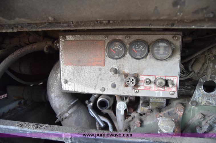 image for item K8607 2002 Gillig C20B096N4 transit bus