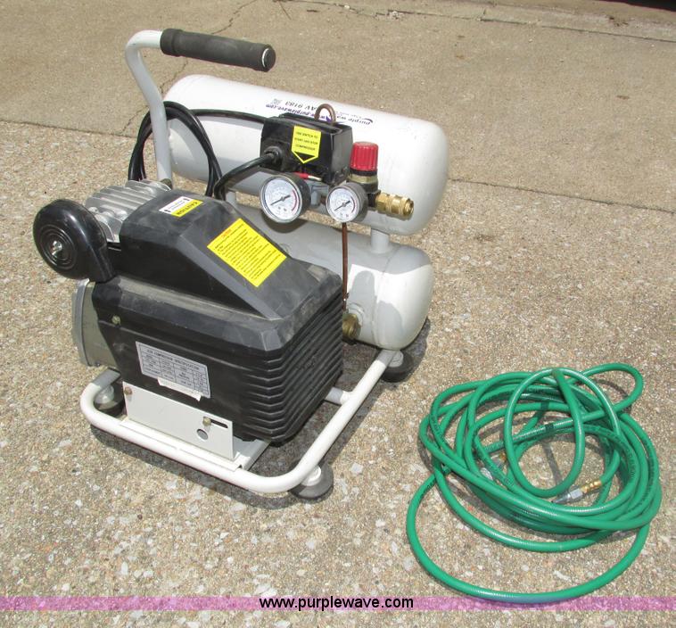 image for item AV9183 Multi-power air compressor