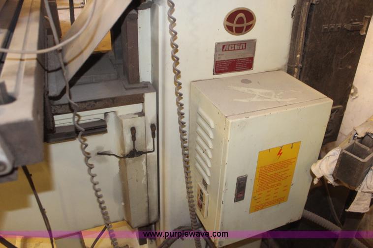 image for item BO9309 2000 Acer milling machine