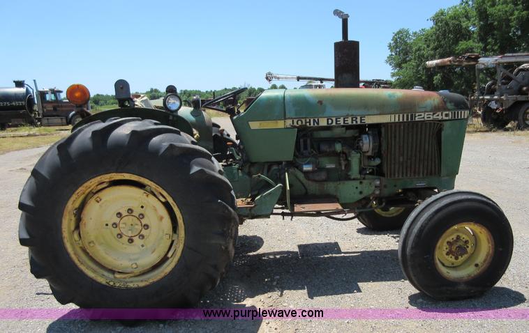 image for item D2477 John Deere 2460B tractor