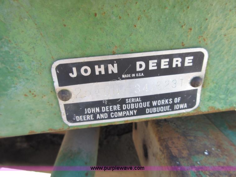 image for item D2477 John Deere 2460B tractor