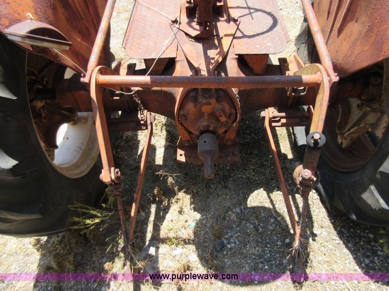 image for item D2478 1947 Case VAC tractor