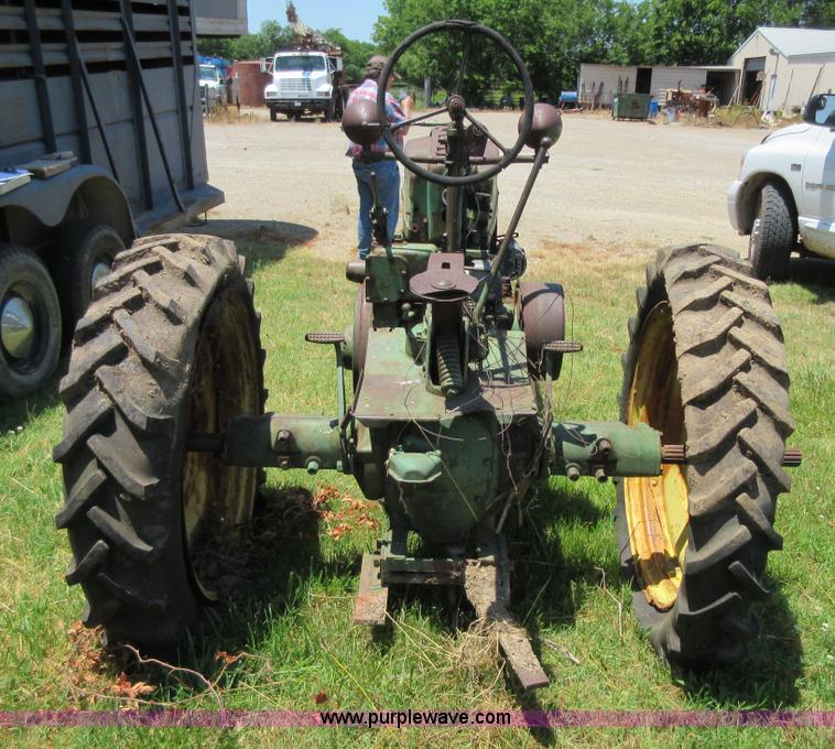 image for item D2480 1945 John Deere H tractor