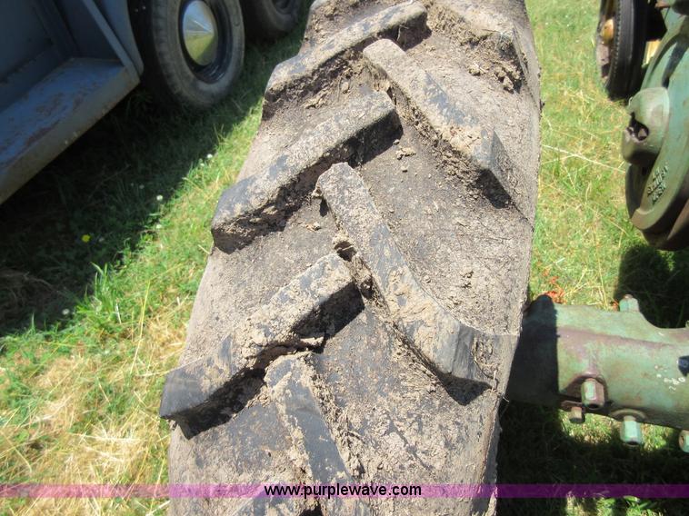 image for item D2480 1945 John Deere H tractor