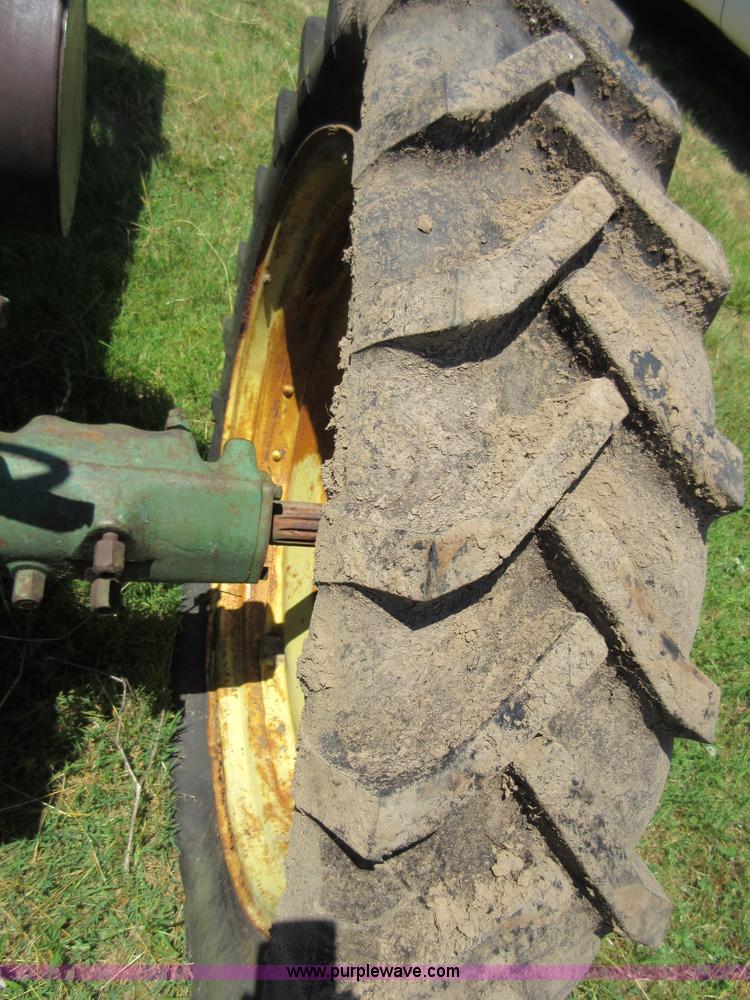 image for item D2480 1945 John Deere H tractor