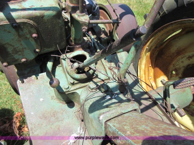 image for item D2480 1945 John Deere H tractor